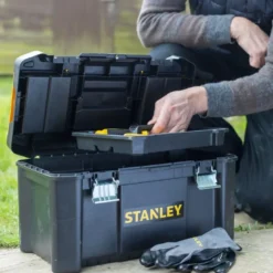 BOITE A OUTILS CLASSIC LINE ATTACHE MÉTAL Stanley STST1-75521