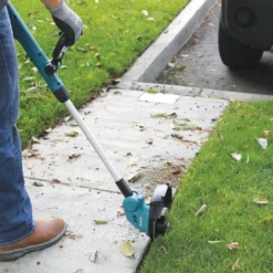 Coupe-herbe Makita 18 Volts Li-ion 3 Ah (1 batterie et un chargeur) modèle DUR181SF