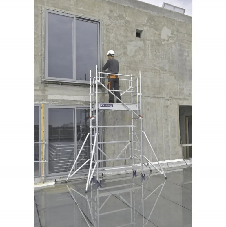 ECHAFAUDAGE ROULANT ALUMINIUM - DOCKER MINI - LONGUEUR 1M44 - GC MONOBLOC - Duarib | 7014001