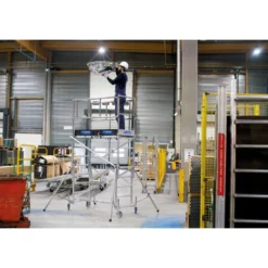 Echafaudages roulants aluminium X-tower plancher plancher 2,00m Tubesca-Comabi | 22405520