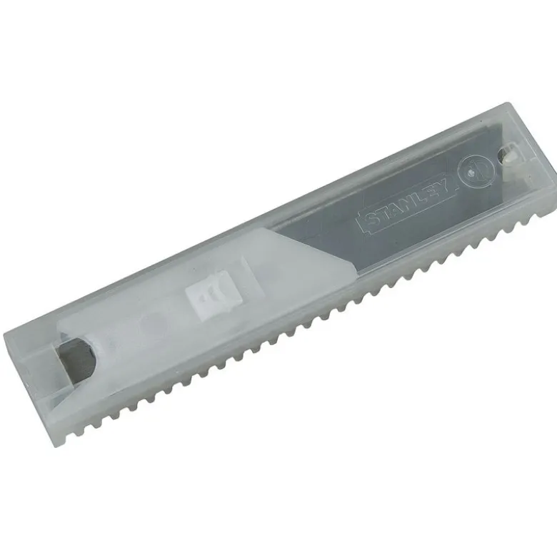 LAMES DE CUTTERS 18MM - ETUI 50 LAMES - STANLEY FATMAX 3-11-718