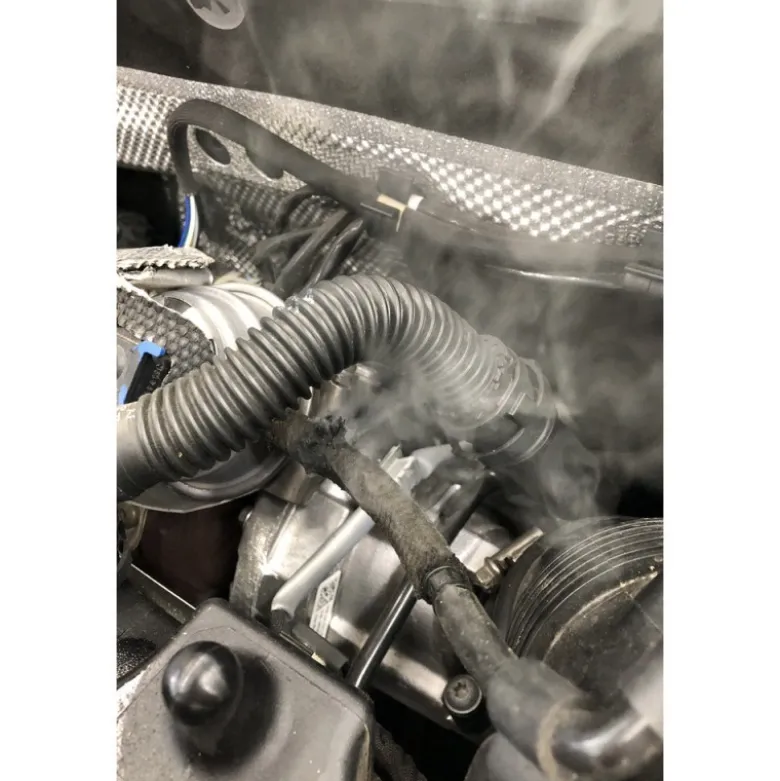 Machine à fumée pour la détection de fuites, avec batterie de 2 Ah, 36 pcs - KSTools | 550.1470