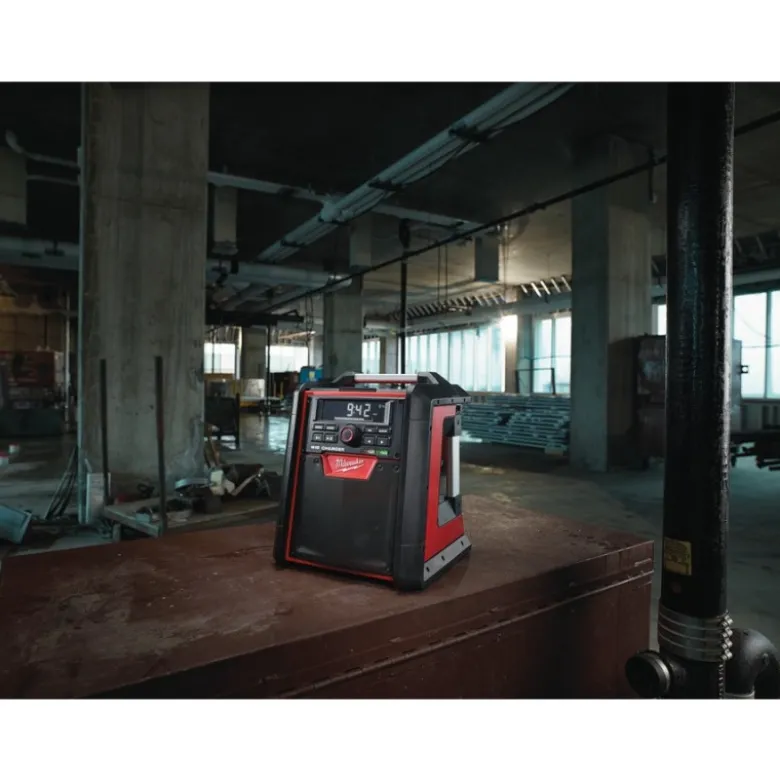 M18™ radio de chantier / chargeur M18 RC-0 Milwaukee | 4933446639