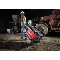 MX FTL-601 - Tour d'éclairage MX FUEL, 27 000 Lumens, alimentation hybride Livré en carton avec batteries Milwaukee | 4933471844