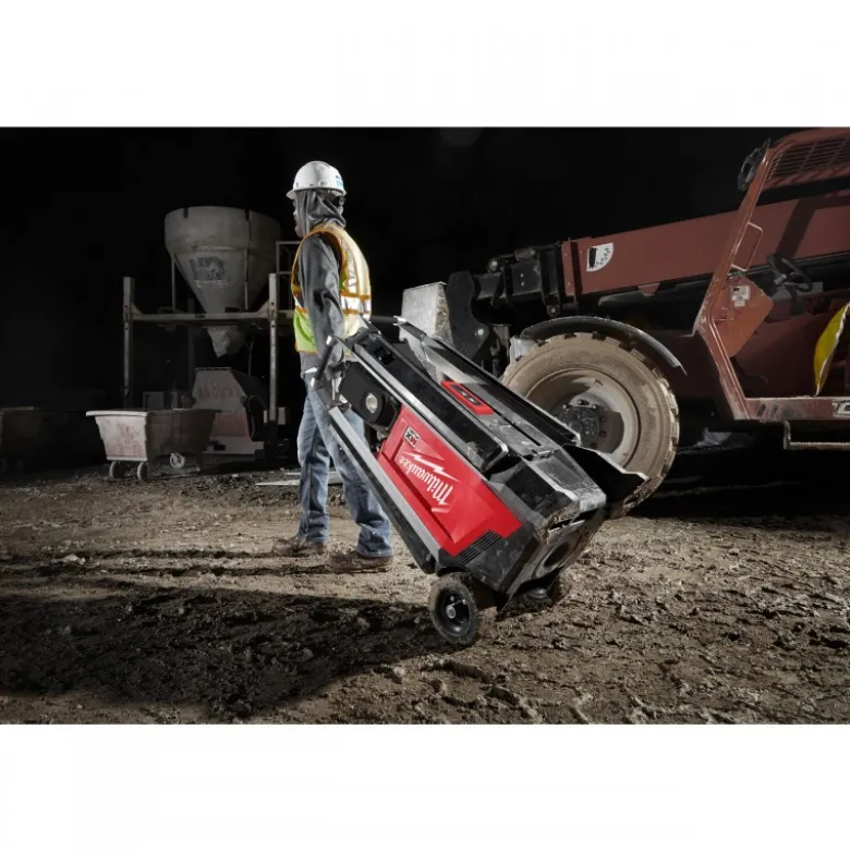 MX FTL-601 - Tour d'éclairage MX FUEL, 27 000 Lumens, alimentation hybride Livré en carton avec batteries Milwaukee | 4933471844