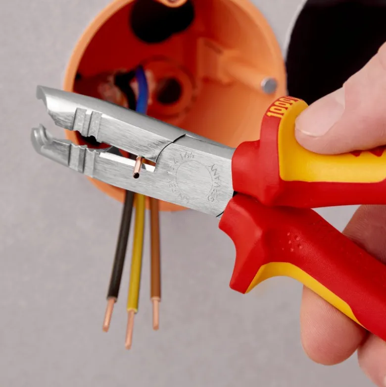 Pince à dégainer et à dénuder câbles ronds - 165mm - Bi-matière - Chromée 1000V - KNIPEX | 13 46 165