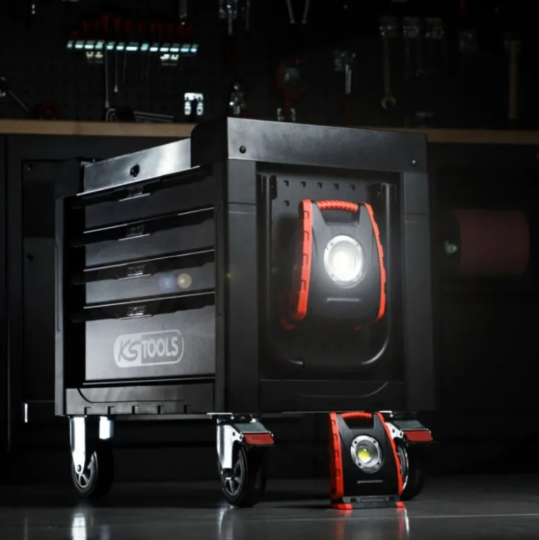 Projecteur mobile à led 30W rechargeables 3000 Lumens - KS Tools | 150.4352-GR