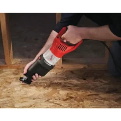 Scie Sabre 1500 Watts à variateur course de 32mm fixtec SSPE 1500 X | 4933428900 Milwaukee