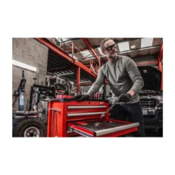 Servante TOOLGUARD™ 7 tiroirs 27"/69 cm - Milwaukee | 4932498252