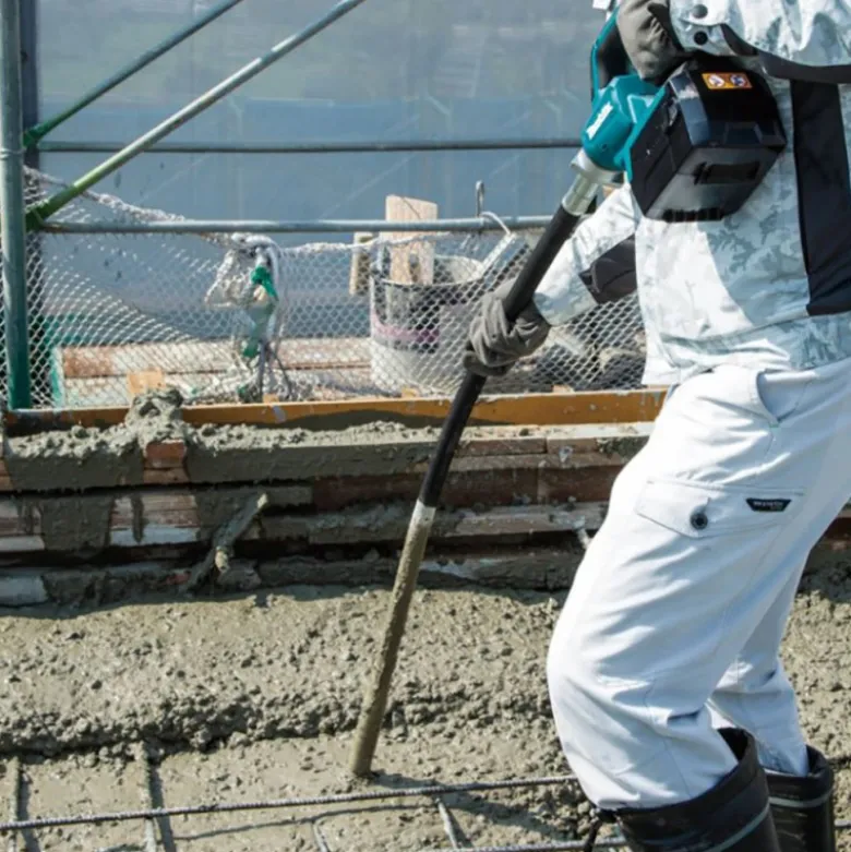 Vibreur béton XGT 1200MM - Makita | VR003GZ